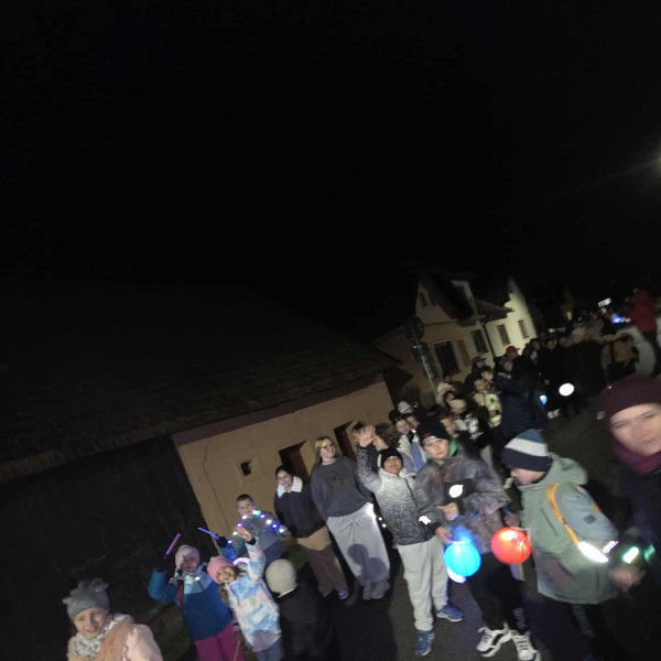 LAMPIÓNOVÝ SPRIEVOD 