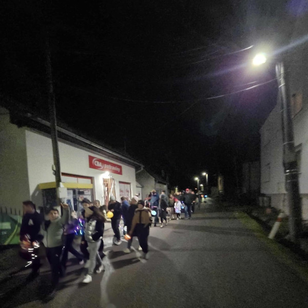 LAMPIÓNOVÝ SPRIEVOD 