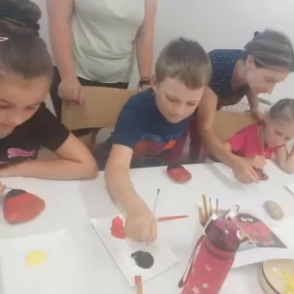 Tvorivé dielne - maľované kamienky