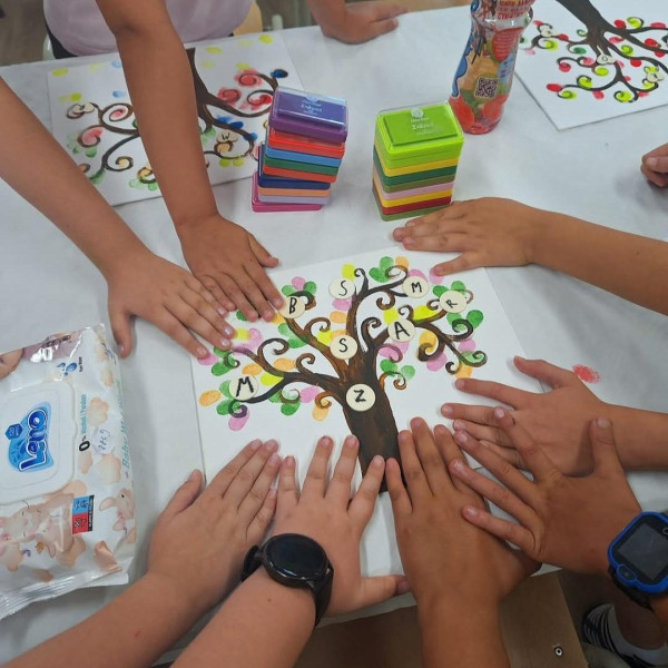 Rodina a jej podstata - výroba stromu života 